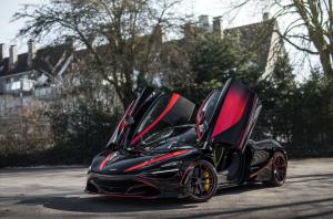 2018 McLaren 720S by Manhart Racing